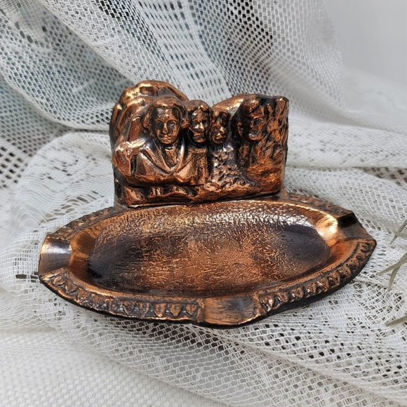 Vintage Mt. Rushmore Ashtray Shrine of Democracy C - Picture 2 of 9